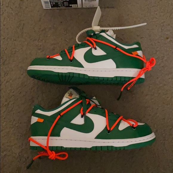 OFF -WHITE x Nike Dunk Lows Pine Green - Picture 1 of 3